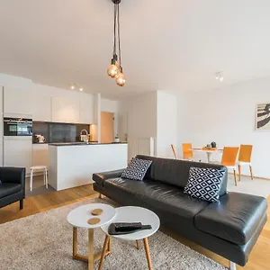 https://modern-apartment-with-terrace-near-the-beach.ostend-hotel.net