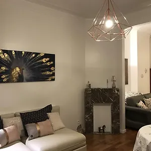 https://sainte-catherine-art-deco.brusselshotelsbook.com